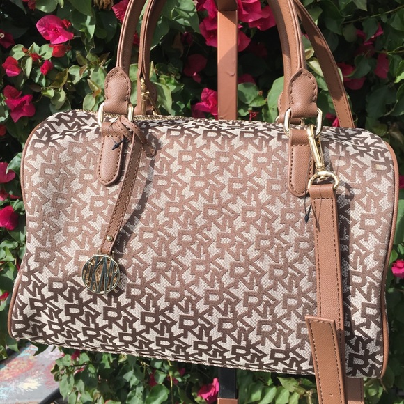 Donna Karan HandBag - Picture 2 of 3